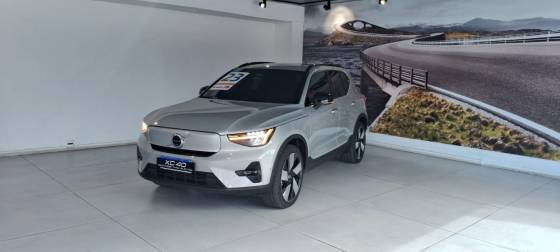 VOLVO XC40 P8 RECHARGE TWIN ELECTRIC ULTIMATE AWD